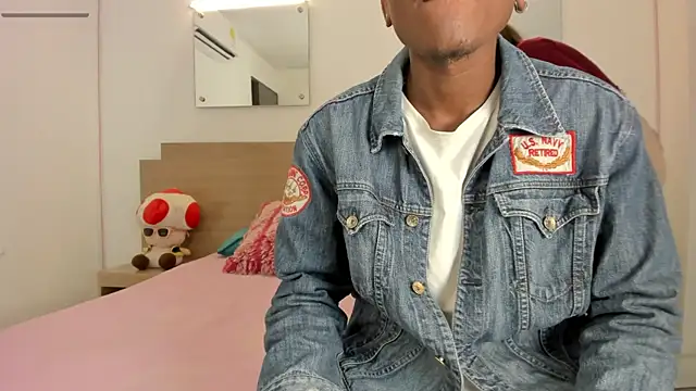 Ebony N Blonde online show from 04/08/26, 08:10