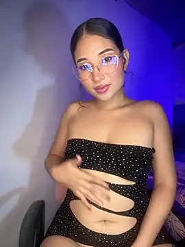 iamkyliewest online show from 03/21/26, 08:19