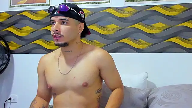 Snapshot of Leon_Hotx chatting on 03/21/26, 12:09 Leon Hotx online show from 03/21/26, 12:09