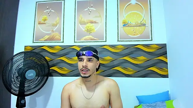 Leon Hotx online show from 05/22/26, 07:12