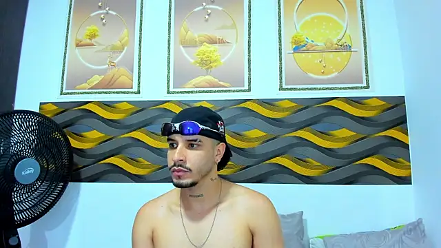 Leon Hotx online show from 05/14/26, 07:22