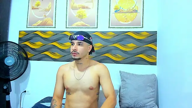 Snapshot of Leon_Hotx chatting on 03/28/26, 06:42 Leon Hotx online show from 03/28/26, 06:42