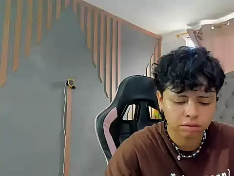 Snapshot of NikiEvanz chatting on 03/29/26, 02:08 NikiEvanz online show from 03/29/26, 02:08