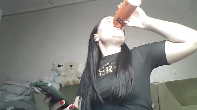 LindaDoll99 online show from 04/05/26, 05:19