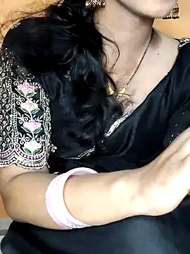 Snapshot of Hot_lady234 chatting on 06/11/26, 04:15 Hot lady234 online show from 06/11/26, 04:15