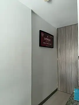 Snapshot of Axel_Dominus chatting on 03/30/26, 07:04 Axel Dominus online show from 03/30/26, 07:04