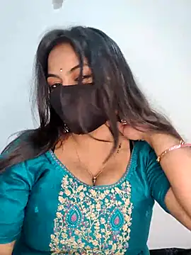 hot8178 online show from 04/08/26, 06:37