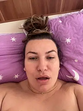 SweetCurvess online show from 05/06/26, 07:45