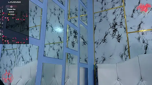 Snapshot of Sophia_xoxo1 chatting on 04/11/26, 03:25 Sophia xoxo1 online show from 04/11/26, 03:25