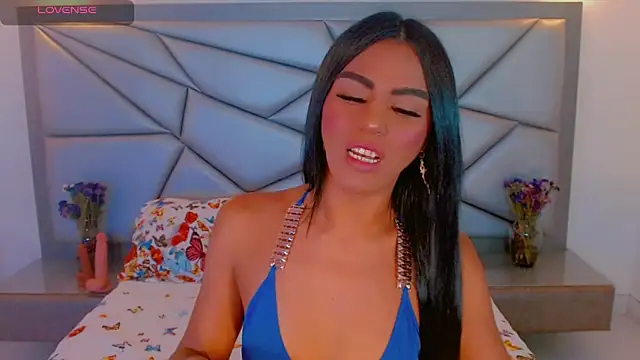 tiifannysexyhot online show from 04/23/26, 12:29