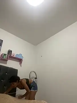 LINDA EF online show from 04/11/26, 12:31