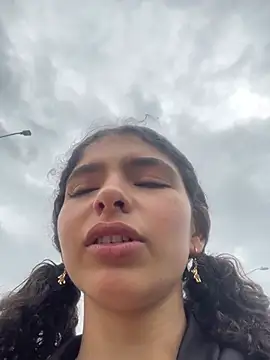 LINDA EF online show from 05/16/26, 12:37