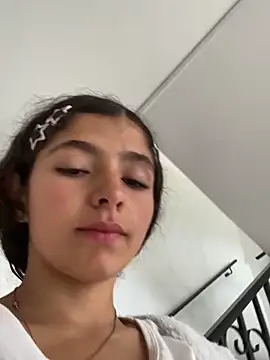 LINDA EF online show from 04/12/26, 12:08