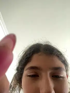 LINDA EF online show from 03/31/26, 01:57