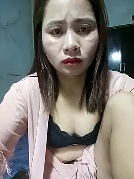 Snapshot of Lay_Di chatting on 03/18/26, 07:48 Lay Di online show from 03/18/26, 07:48