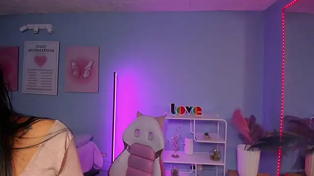 Rachel Wren online show from 06/10/26, 07:37