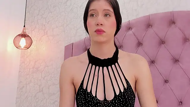 Snapshot of saraa_joness_ chatting on 03/22/26, 06:42 saraa joness online show from 03/22/26, 06:42