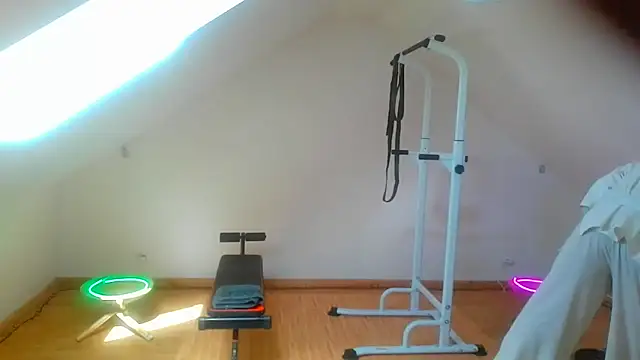 Snapshot of NinjaLaser chatting on 03/30/26, 11:11 NinjaLaser online show from 03/30/26, 11:11