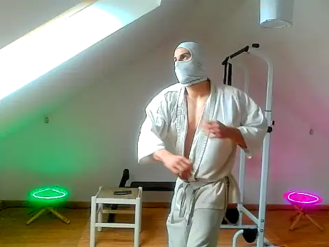 NinjaLaser online show from 05/13/26, 11:39