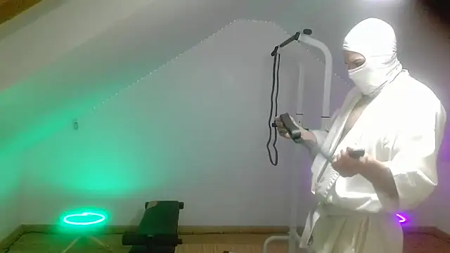 Snapshot of NinjaLaser chatting on 03/28/26, 08:21 NinjaLaser online show from 03/28/26, 08:21