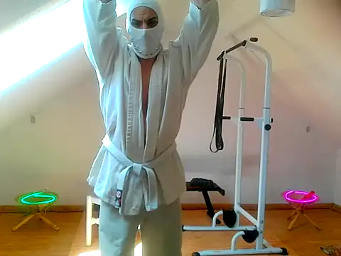NinjaLaser online show from 04/20/26, 12:30