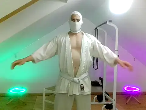NinjaLaser online show from 04/18/26, 07:40
