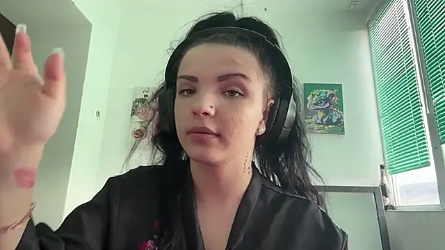 Kateqte online show from 03/20/26, 11:44