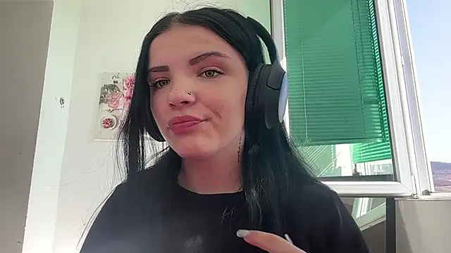 Kateqte online show from 03/14/26, 11:05