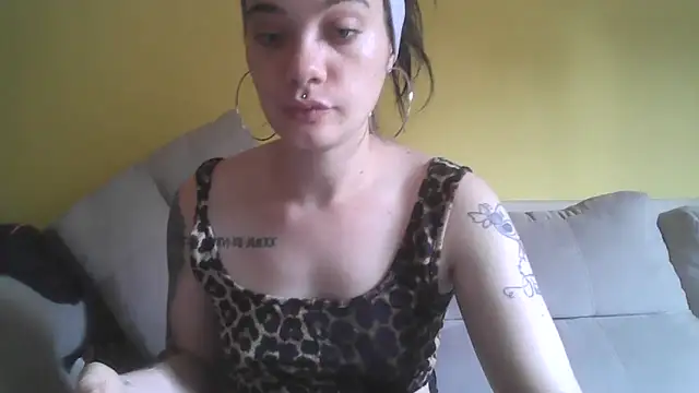 Snapshot of anastasia-evans chatting on 04/29/26, 01:04 anastasia-evans online show from 04/29/26, 01:04