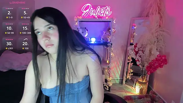 Julieth Caandy online show from 04/01/26, 11:11