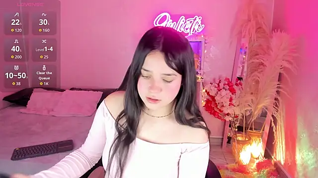 Julieth Caandy online show from 04/06/26, 01:12