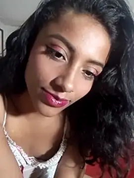 KattyBerryX online show from 04/22/26, 06:47