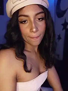 KattyBerryX online show from 07/09/26, 08:41