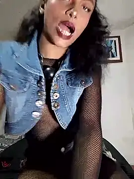 KattyBerryX online show from 04/14/26, 08:25