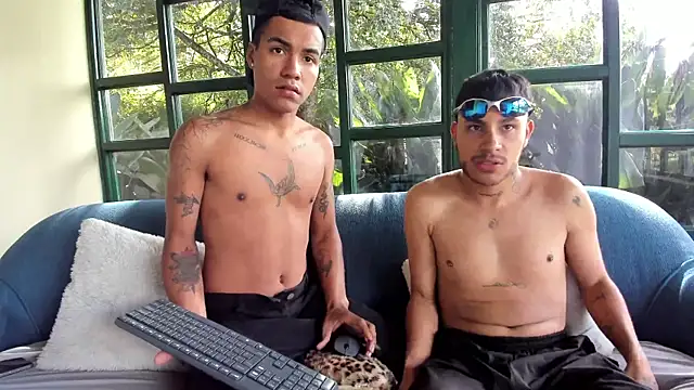 StivennCardona online show from 03/19/26, 01:44