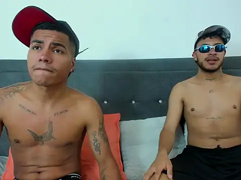 StivennCardona online show from 04/06/26, 08:54