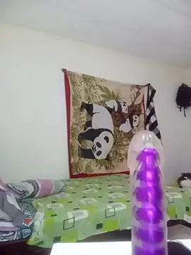 Snapshot of antonelared18 chatting on 04/10/26, 02:07 antonelared18 online show from 04/10/26, 02:07