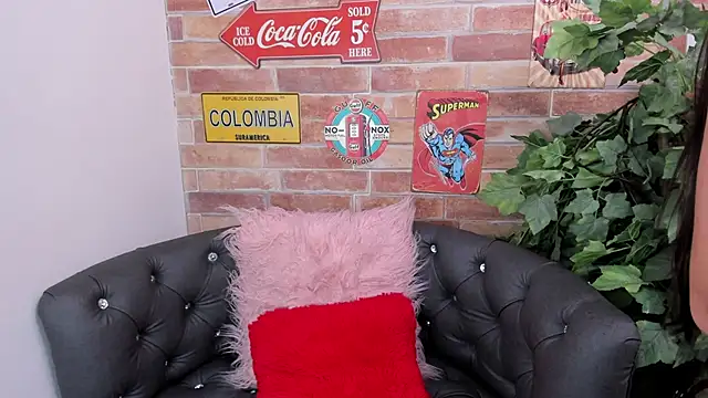 miss loolita online show from 04/09/26, 06:58