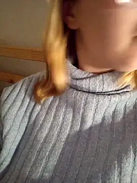 kitsuneniki online show from 03/20/26, 07:04