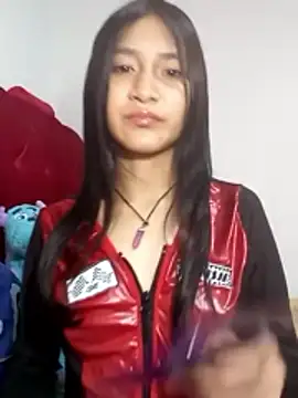 KarolaMendez online show from 04/23/26, 06:31