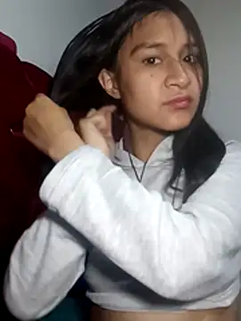 KarolaMendez online show from 06/16/26, 12:21