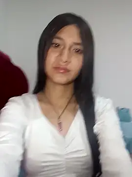 KarolaMendez online show from 05/24/26, 09:26
