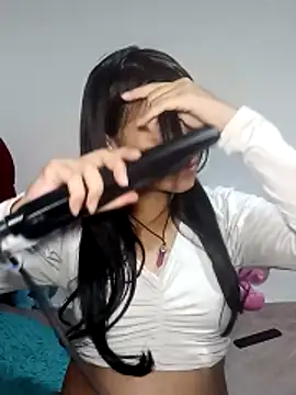 KarolaMendez online show from 06/14/26, 01:24