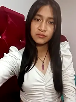 KarolaMendez online show from 04/05/26, 09:21