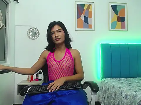 Madisson jones online show from 04/10/26, 12:12