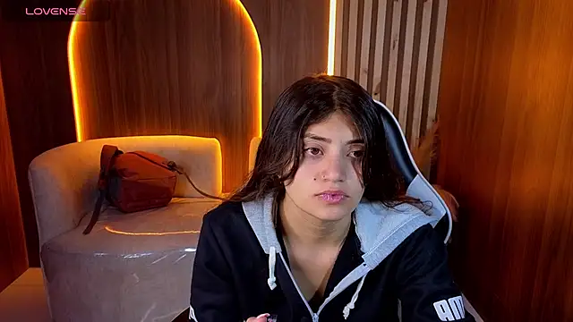 Lia queen tx online show from 05/29/26, 02:39