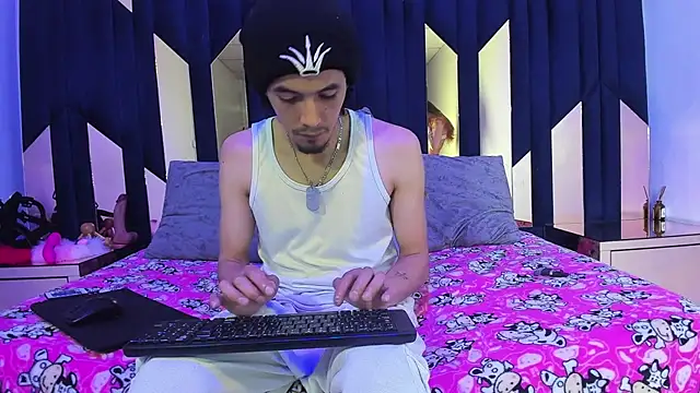Snapshot of KikyoAndDrey chatting on 04/30/26, 03:30 KikyoAndDrey online show from 04/30/26, 03:30