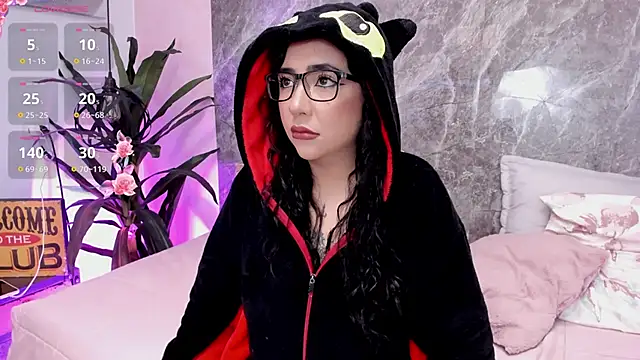 Snapshot of Megan_Stein chatting on 03/27/26, 07:37 Megan Stein online show from 03/27/26, 07:37