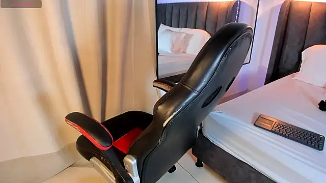 selena  smith1 online show from 03/21/26, 08:19