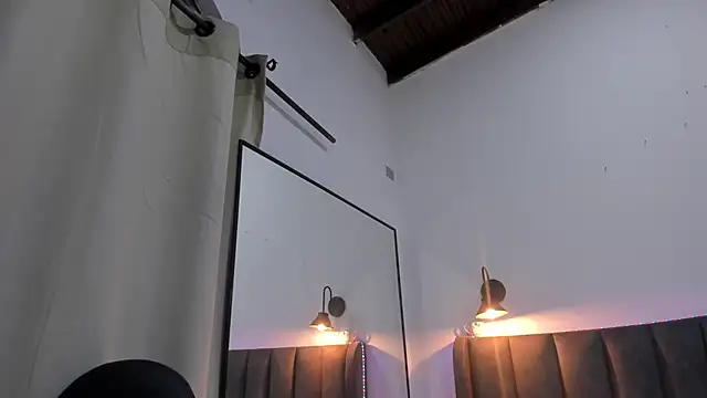 selena  smith1 online show from 03/31/26, 04:47